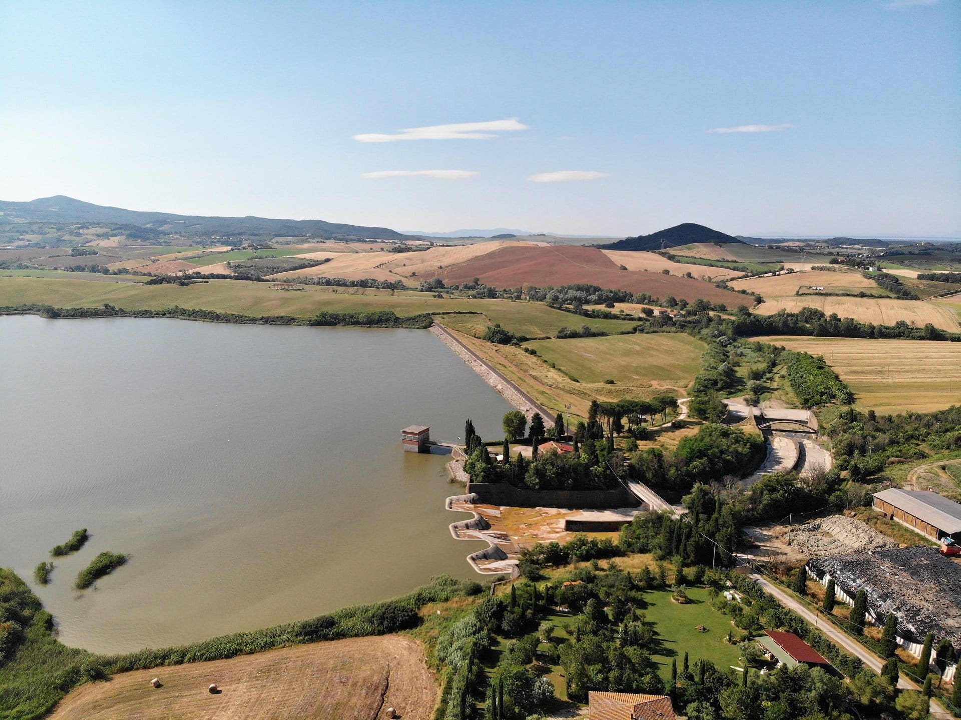 oasi lago lipu santa luce